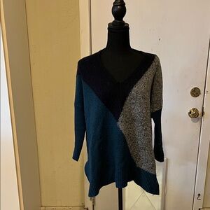 LOFT Multicolor V-Neck Sweater